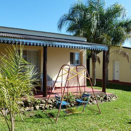 Los Palmares Del Urugua-I Bungalows Colón Kültér fotó