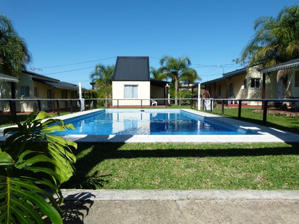 Los Palmares Del Urugua-I Bungalows Colón Kültér fotó