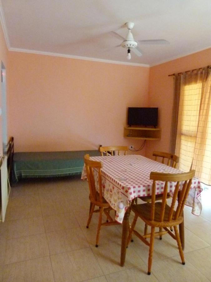 Los Palmares Del Urugua-I Bungalows Colón Kültér fotó